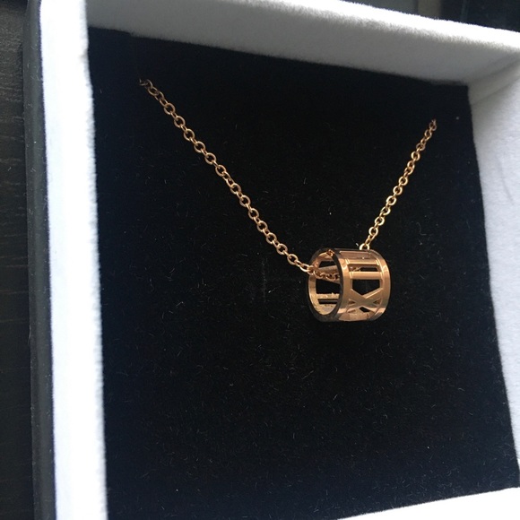 New Peachbox Roman Empress necklace - Picture 4 of 5